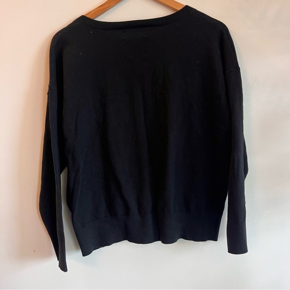 OLD NAVY Black Longsleeve Pull Over - Size M - Picture 3 of 3